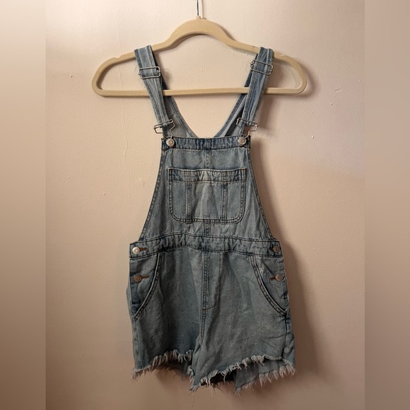 Target wild fable overalls small - Picture 2 of 3